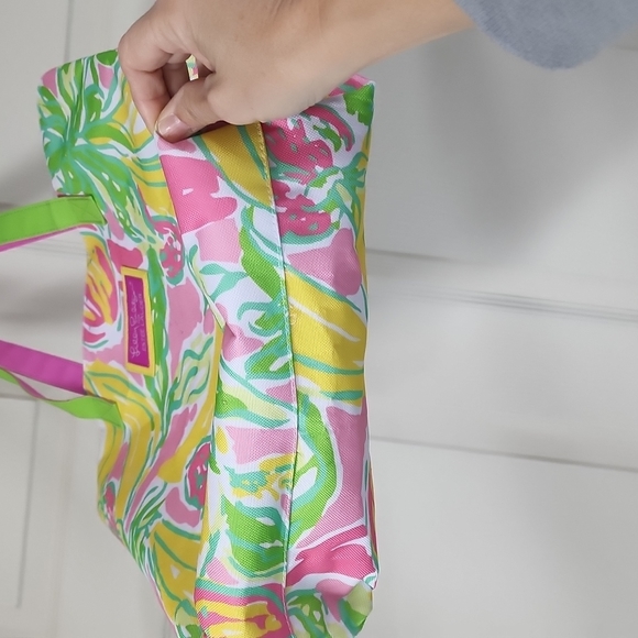 Lilly Pulitzer for Estee Lauder canvas bag - Picture 4 of 6